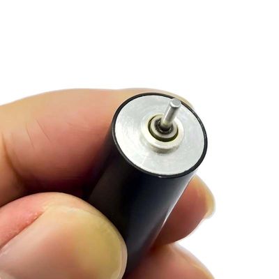 Dostosowalny, szczotkowany silnik prądu stałego z bezrdzeniowym nawijaniem 13mm 1,32mNm 8400 obr./min 15V
