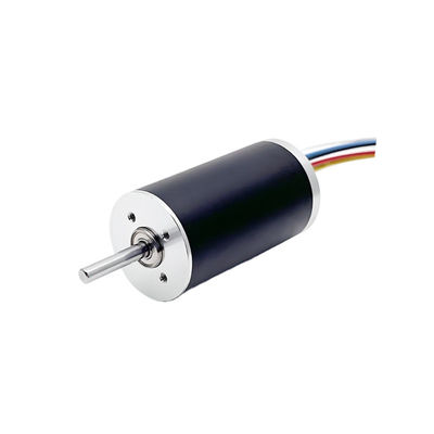 Niski poziom wibracji i hałasu bezprzęgły bezprzęgłowy silnik 28 mm bezprzęgłowy silnik z czujnikiem 12V 52W 8336 obr./min